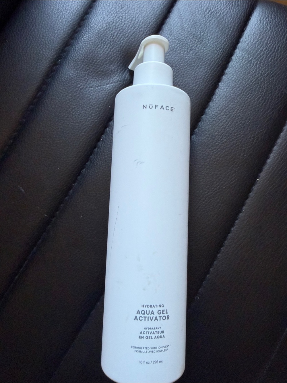 NuFACE White Hydrating Aqua Gel Activator Bottle